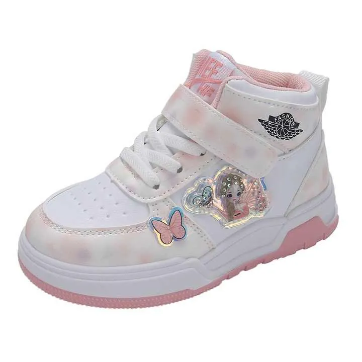 أحذية رياضية عالية الجودة للأولاد للربيع والخريف . High-quality boys' sports shoes for sp