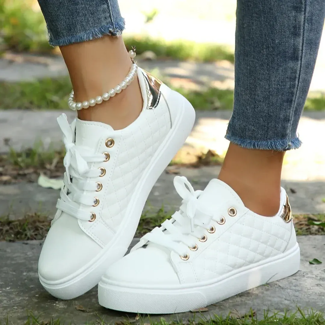 Jasmine - Casual Lace-Up Sneakers