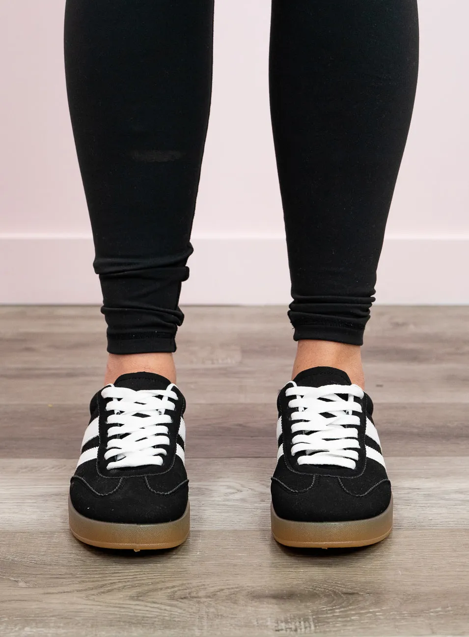 *NEW* Dear Dash Sneakers | Black & White