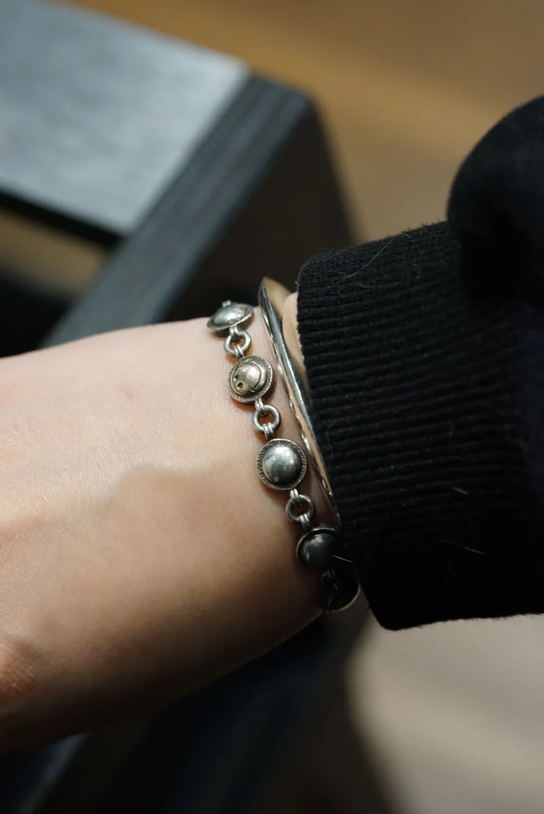 Smile Chain Stud Bracelet